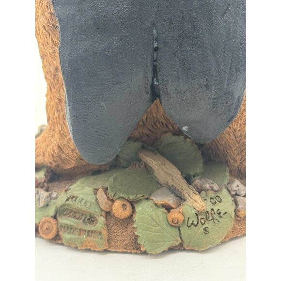 Tim Wolfe Cairn Studios "Boomer" the Bear Playing Instrument Figurine - Picture 6 of 9